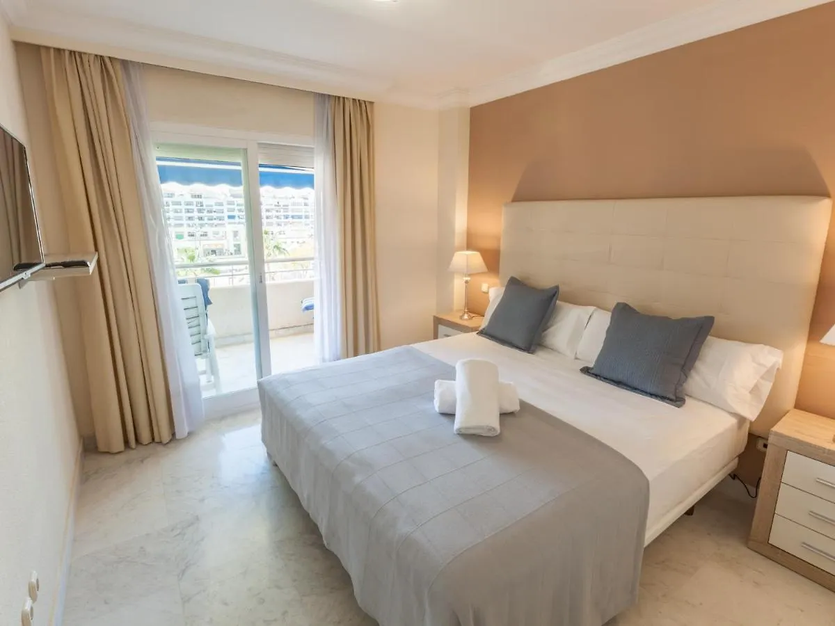 Vacation Marbella I Beach Puerto Banus Renovated Apt Wifi Gym Paddle Apartment