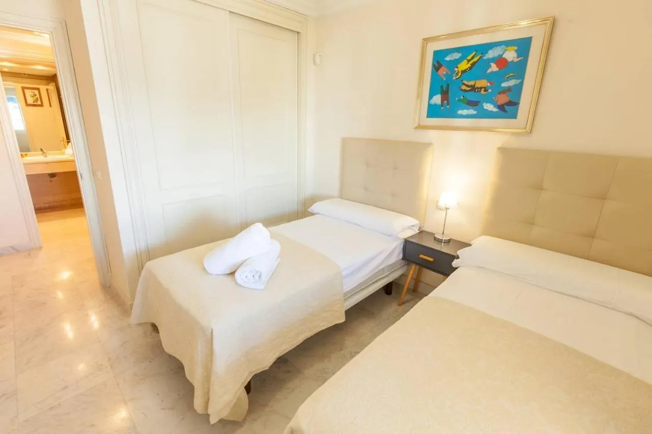 Vacation Marbella I Beach Puerto Banus Renovated Apt Wifi Gym Paddle 0*,  Spain